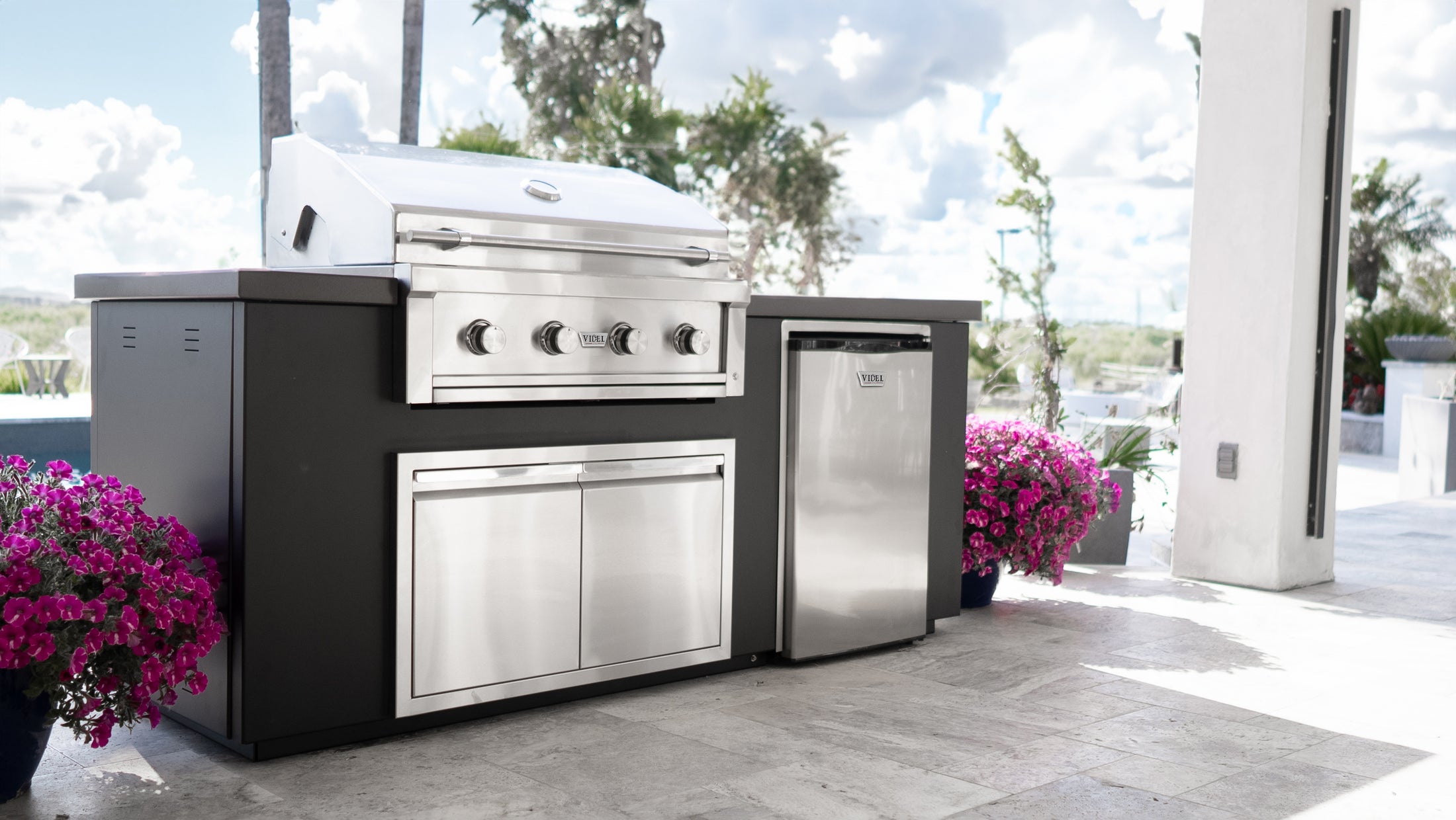 Alta 841 BBQ Island