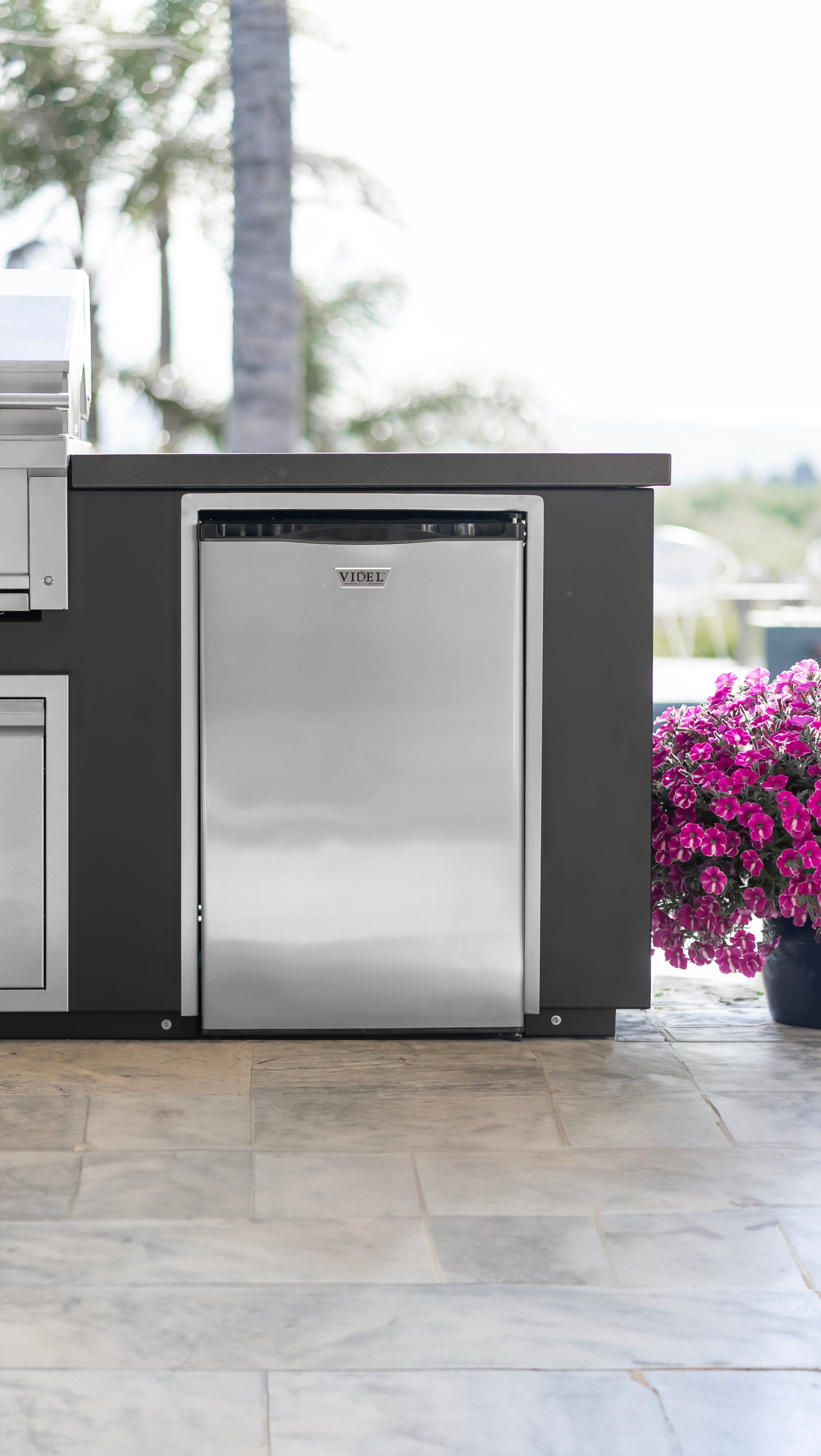 Alta 841 BBQ Island