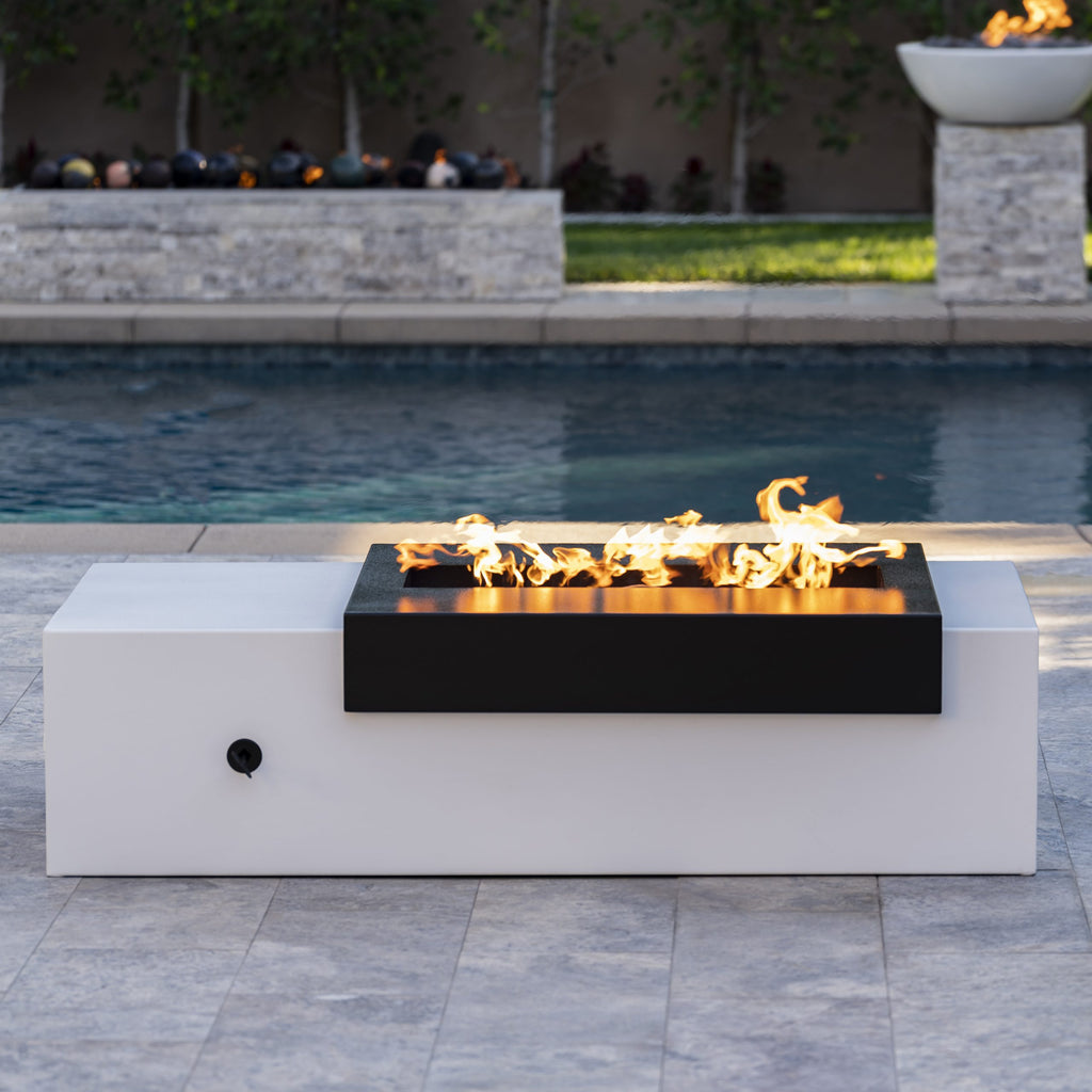 Moonstone Fire Pit | Black & White Collection